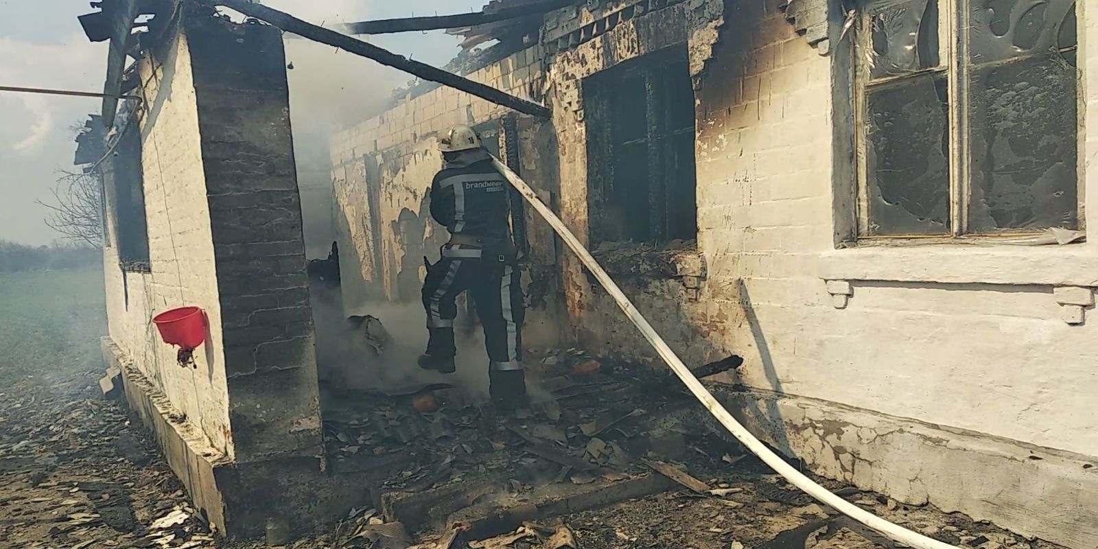 Пожар в селе Плоское в Киевской области: погибли дети - фото видео