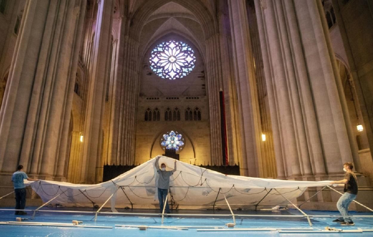 Кафедральный собор в Нью-Йорке стал госпиталем Кафедральный собор в Нью-Йорке стал госпиталем