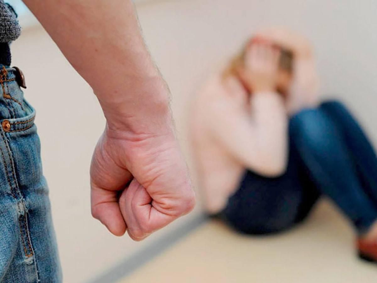 Домашнє насильство під час карантину: яка кількість викликів в Україні