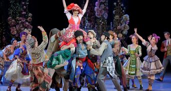Національна опера України порадує глядачів яскравим святковим репертуаром