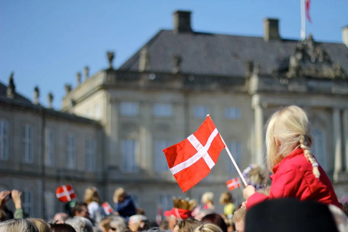 Данія послаблює карантин