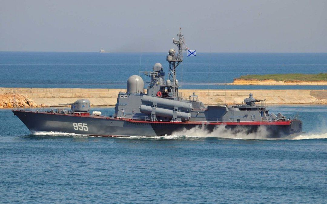 Чорне море не всміхнеться: на що зазіхне Путін після захоплення Азову