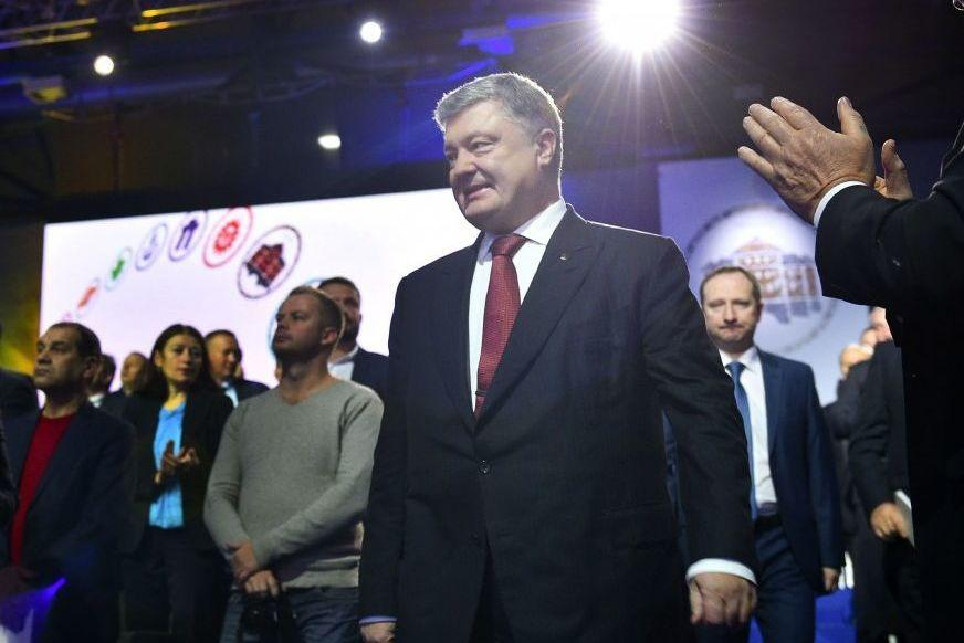 Предвыборная кампания началась: главные выводы из пресс-конференции Порошенко