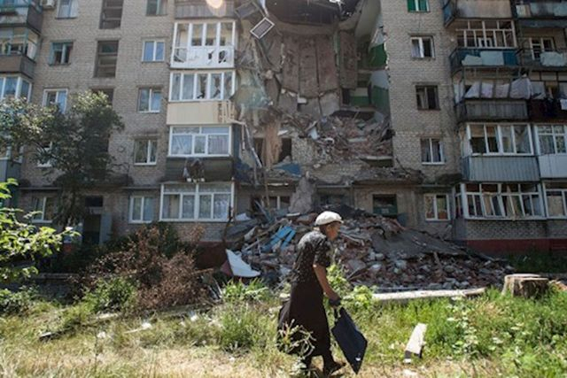 Будни "ЛНР": тем, кто выехал, там лучше, чем нам тут