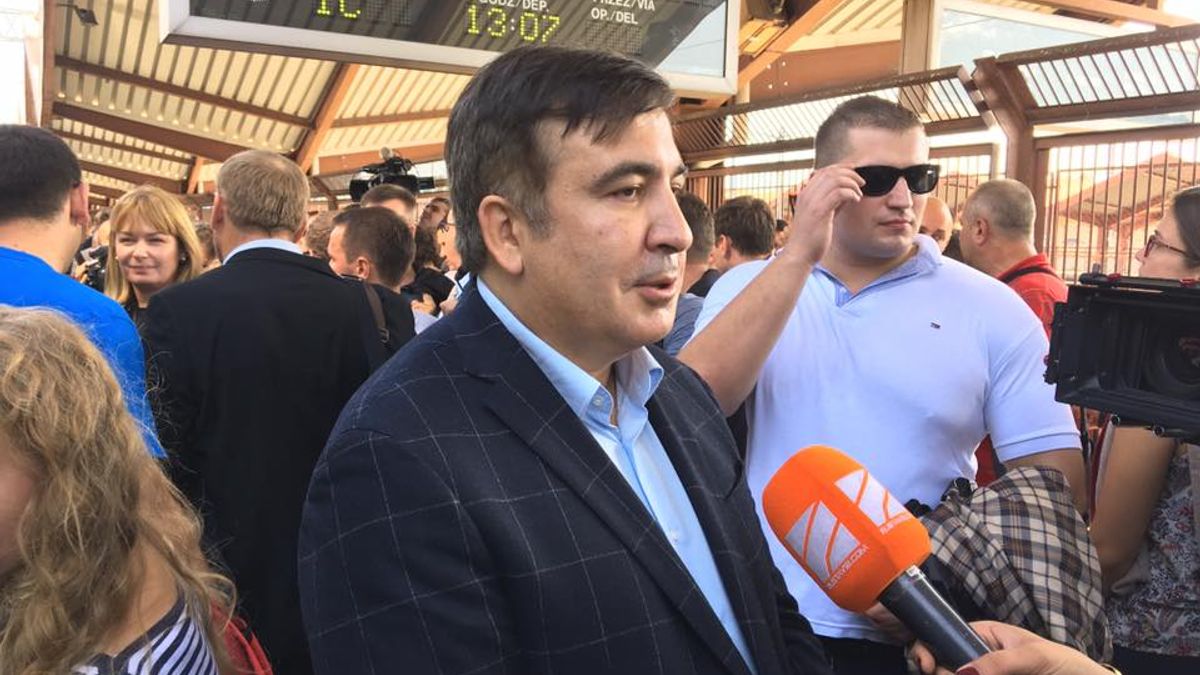 Прорыв Саакашвили: власть подставилась и "Юлю геть!" Прорыв Саакашвили: власть подставилась и "Юлю геть!"