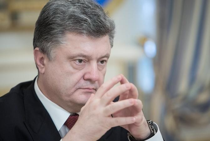 Порошенко може запропонувати українцям лише політичні видовища