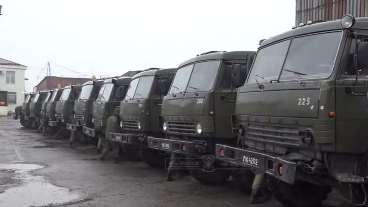 Бойовики недолуго засвітили військову базу в Луганську Бойовики недолуго засвітили військову базу в Луганську