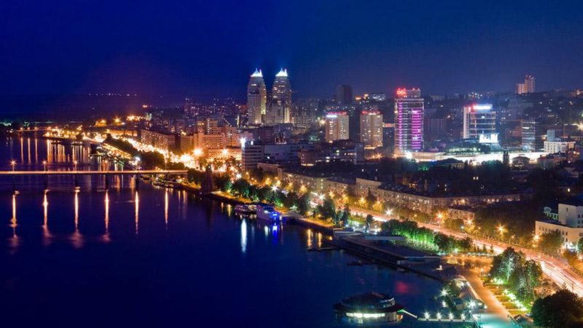 Дніпро Сіті: український Найт-Сіті?