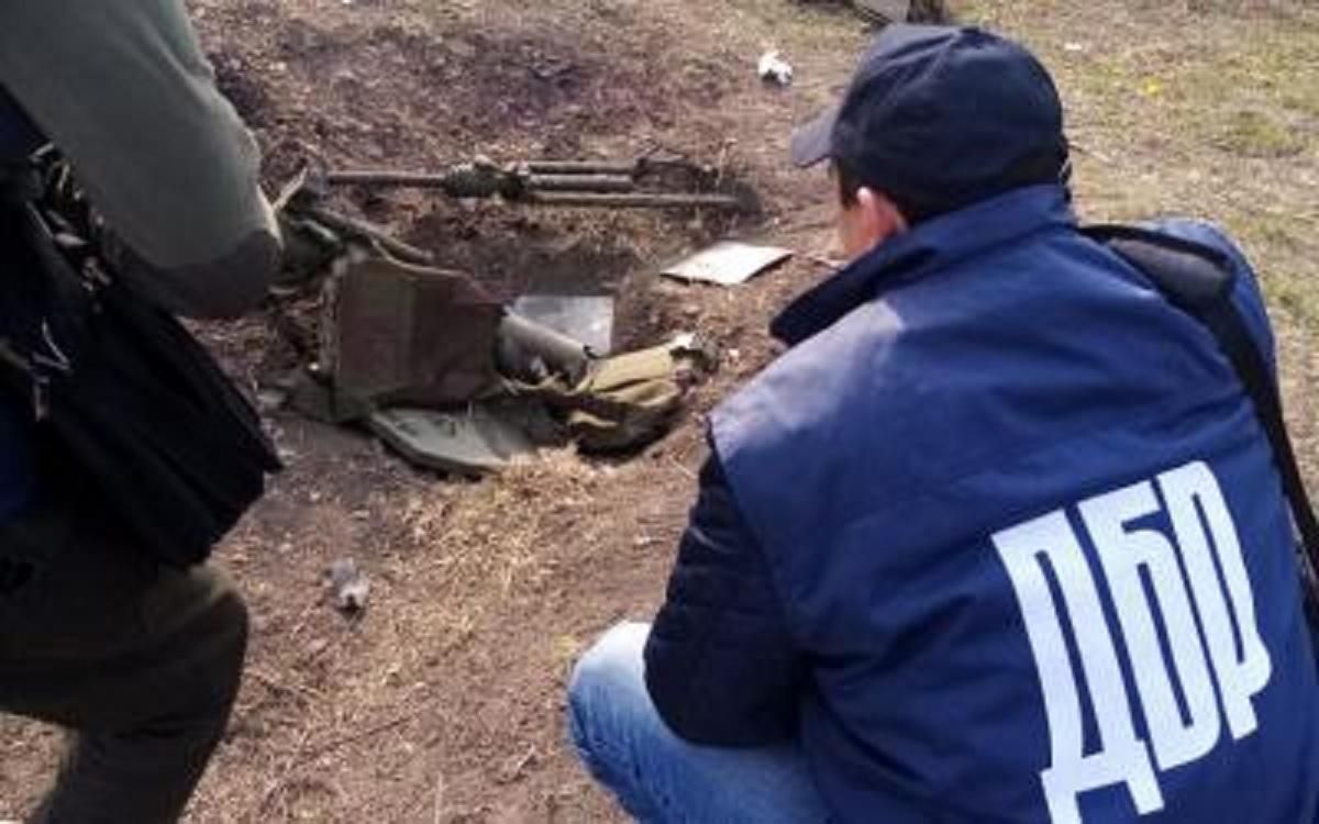 На Донбассе в руках военных взорвался миномет: один погибший, восемь раненых На Донбассе в руках военных взорвался миномет: один погибший, восемь раненых