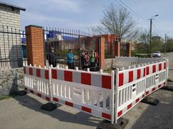 Відповідь на порушення: у Дніпрі перед храмом УПЦ МП вирили траншею – фото