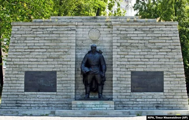 пам'ятник в талліні пам'ятник в талліні