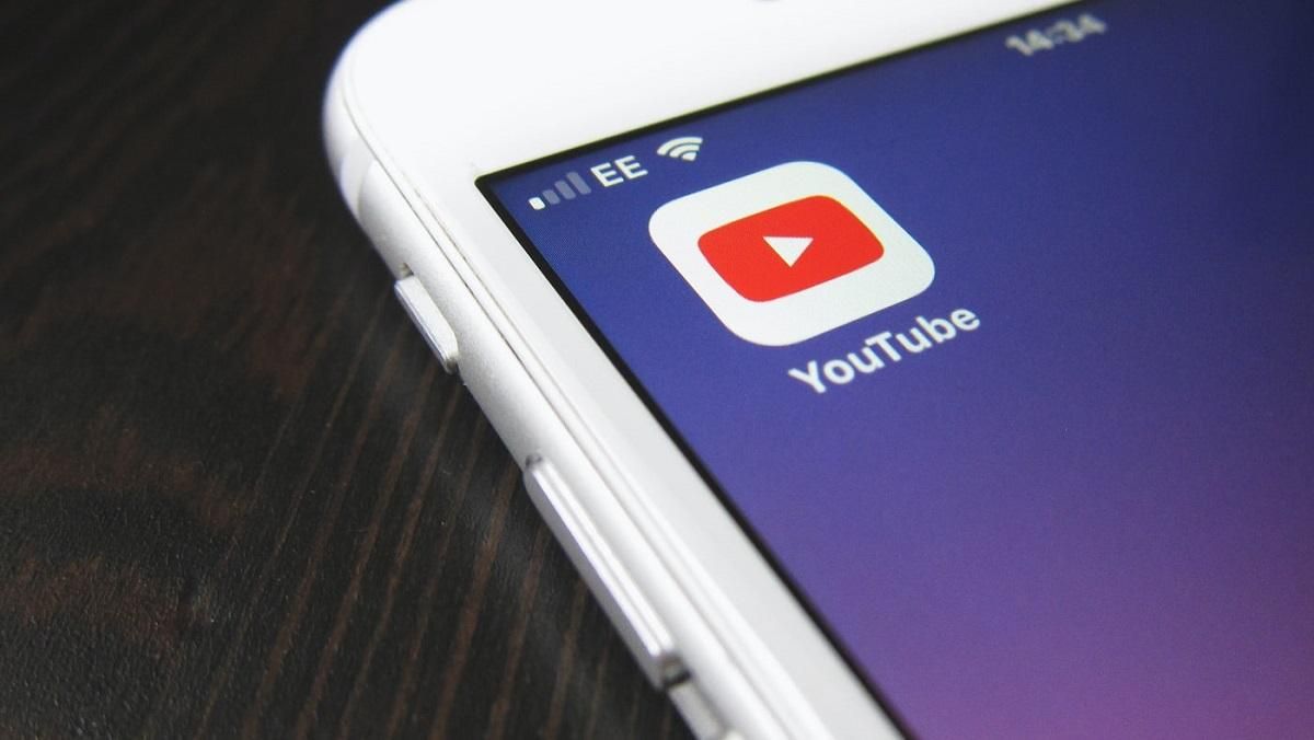 YouTube отримає нову функцію закладок: відтепер перегляд довгих відео стане ще зручнішим