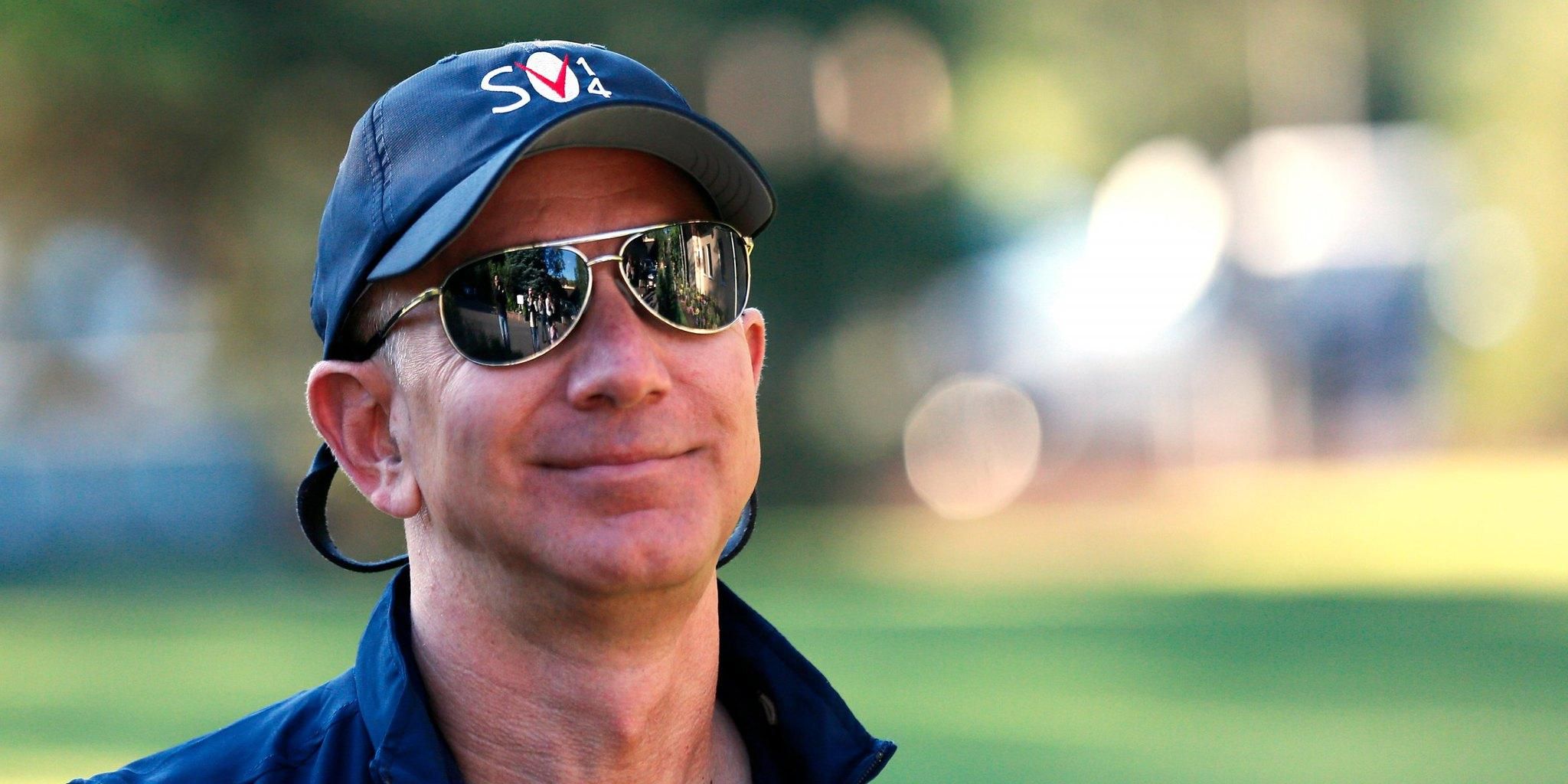 Бешеный спрос на Amazon: состояние Джеффа Безоса выросло на 6,4 миллиарда долларов Бешеный спрос на Amazon: состояние Джеффа Безоса выросло на 6,4 миллиарда долларов