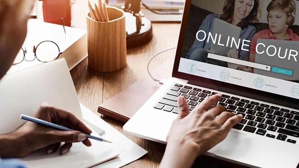 Онлайн-уроки будут проверять независимые эксперты Онлайн-уроки будут проверять независимые эксперты