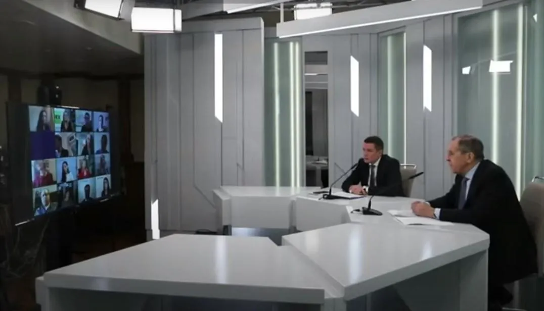 лавров лавров