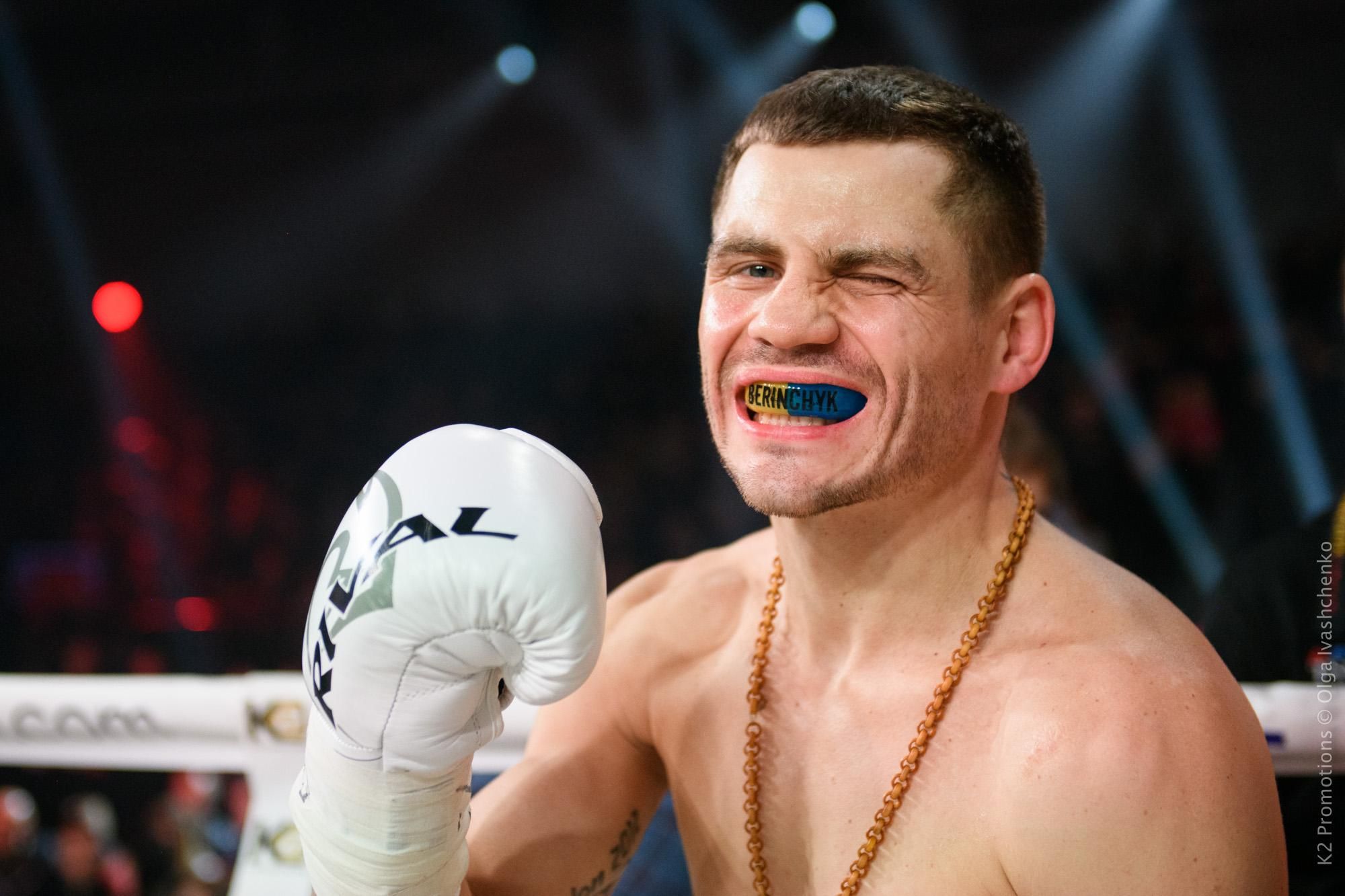 Берінчик мав провести перший бій за кордоном в андеркарді поєдинку Усик – Чісора