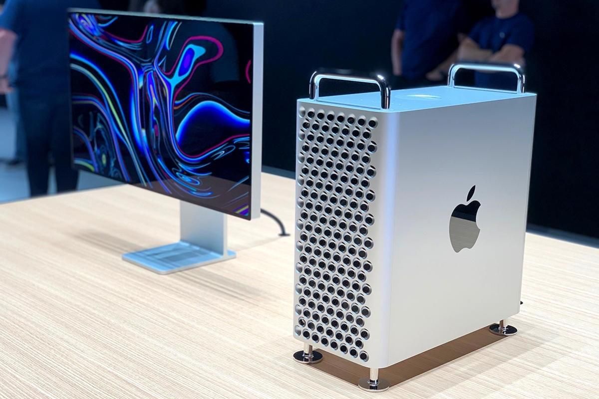 Apple почала продавати коліщатка для Mac Pro за 700 доларів 