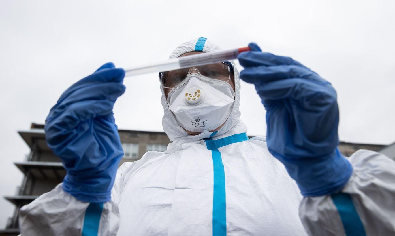 В Украине за последние сутки более 500 новых больных COVID-19