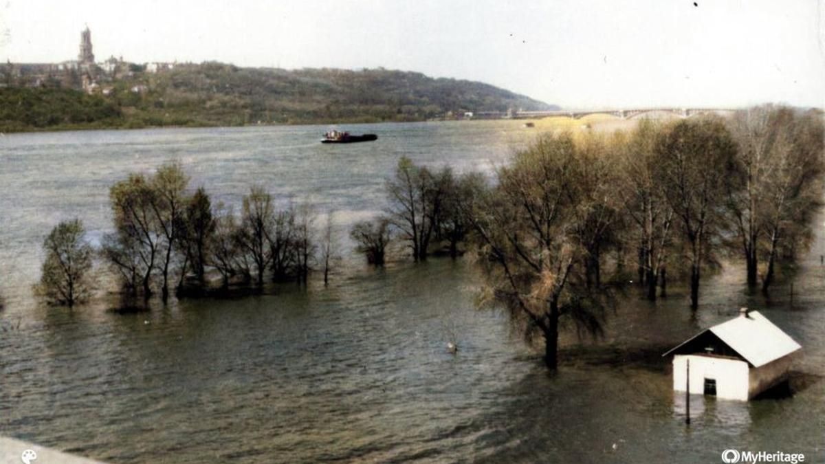 Катастрофы в Киеве: архивные фото Катастрофы в Киеве: архивные фото