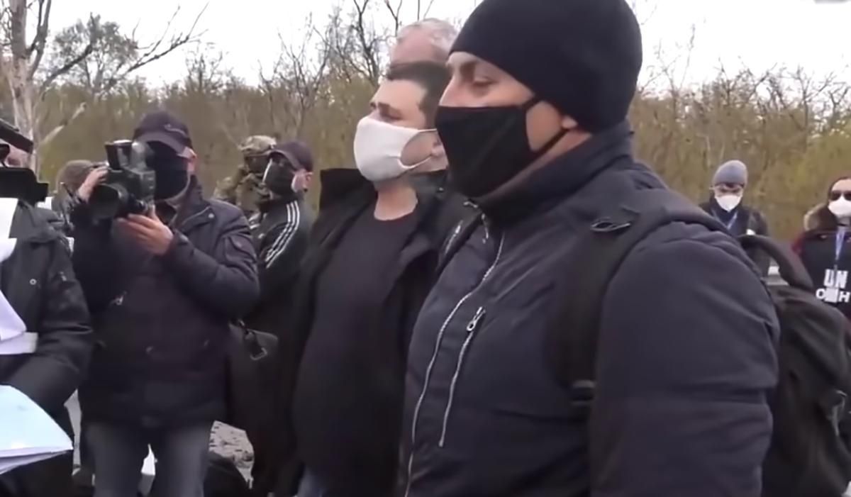 Обмін полоненими: в'язнів, які відмовились повертатись до бойовиків відпустять на волю – відео Обмін полоненими: в'язнів, які відмовились повертатись до бойовиків відпустять на волю – відео