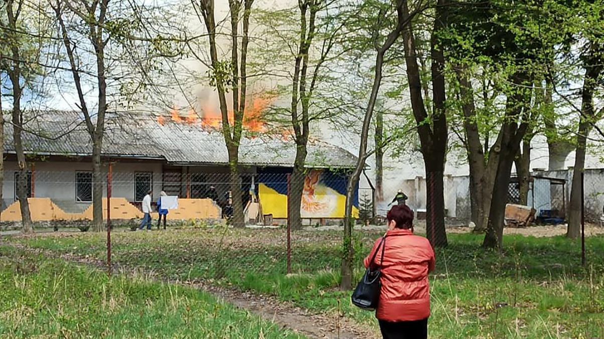 У Львові загорівся Центр допомоги ветеранам АТО: не виключають можливість підпалу