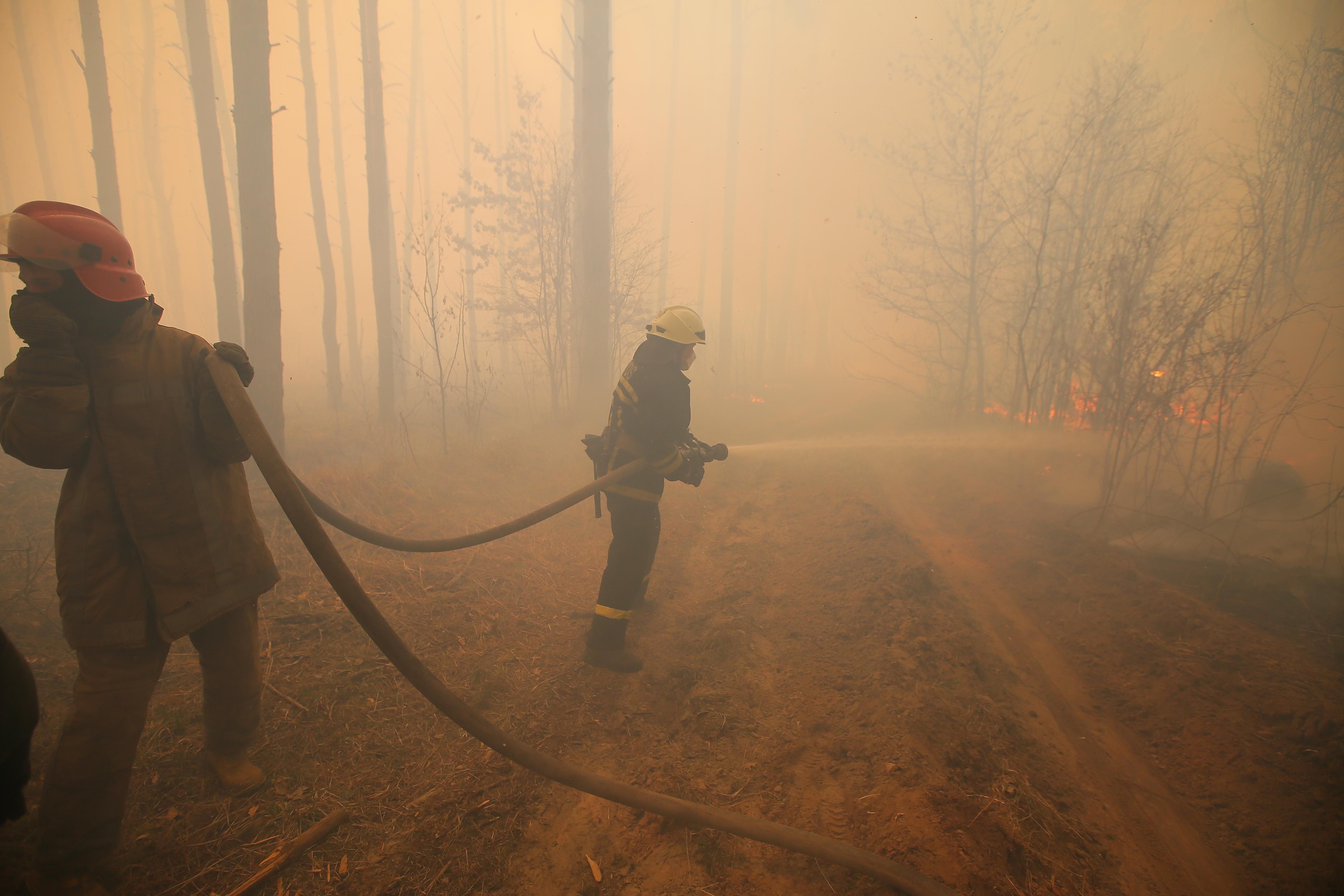 Пожар удалось потушить, однако огонь вспыхнул снова Пожар удалось потушить, однако огонь вспыхнул снова