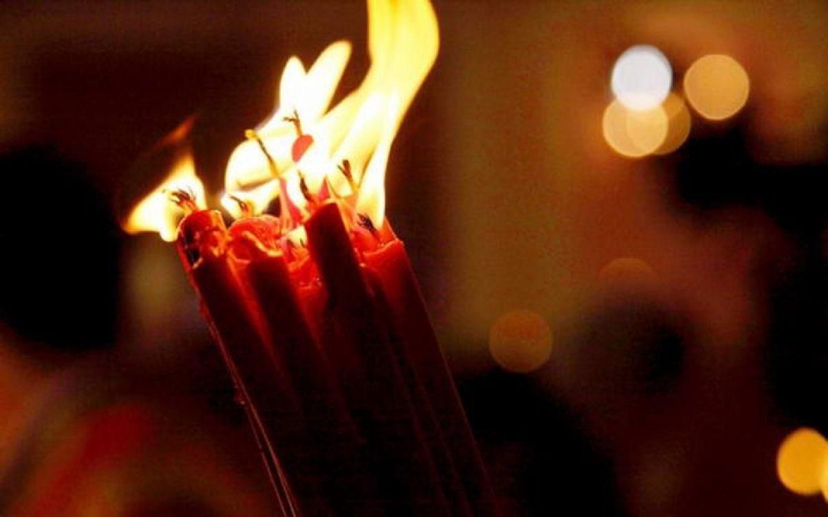 В УПЦ МП закликали вірян приходити по благодатний вогонь попри карантин