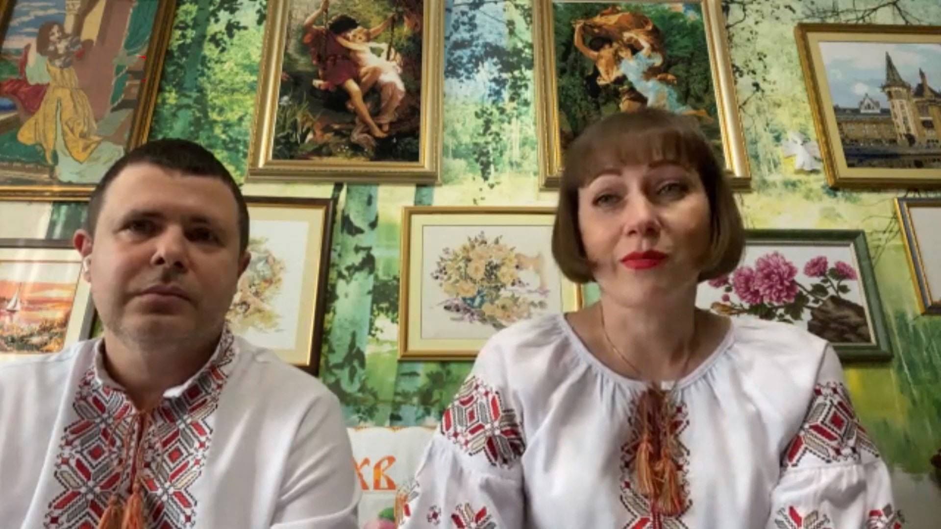 Допомога військовим: як волонтерка самотужки виготовляє захисні маски Допомога військовим: як волонтерка самотужки виготовляє захисні маски