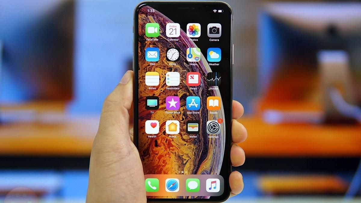 Нові iPhone позбудуться фізичних портів зарядки: інсайдер Нові iPhone позбудуться фізичних портів зарядки: інсайдер