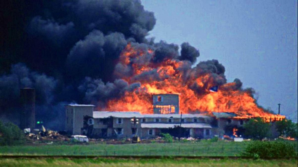 Справжні сурми Апокаліпсису: як відбувався штурм релігійної секти у США Справжні сурми Апокаліпсису: як відбувався штурм релігійної секти у США