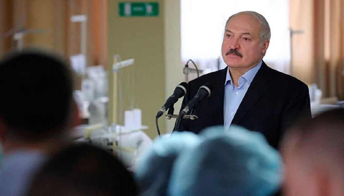 "Дурість несусвітня": Лукашенко проти носіння дітьми масок у школах "Дурість несусвітня": Лукашенко проти носіння дітьми масок у школах