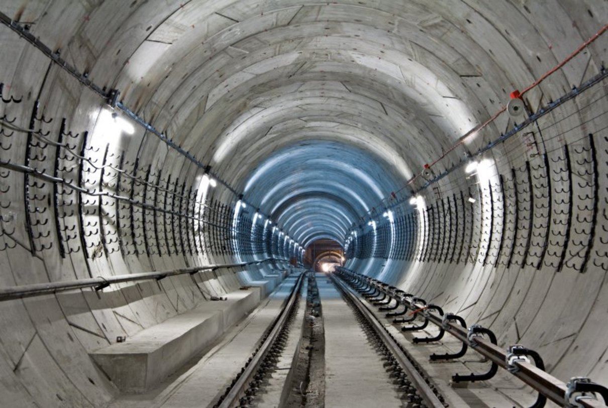 Метро на Виноградарь строят, несмотря на карантин Метро на Виноградарь строят, несмотря на карантин