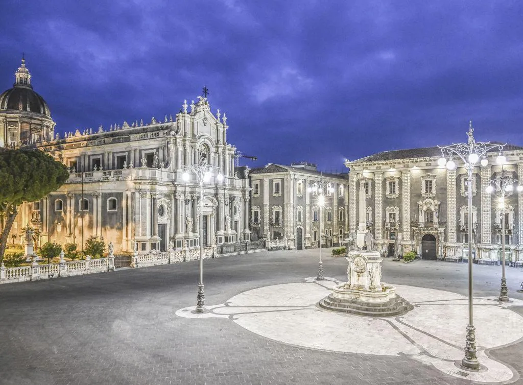 Італія Італія