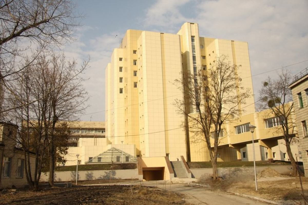 У кабінеті заступника директора Інституту раку знайшли прослушку У кабінеті заступника директора Інституту раку знайшли прослушку