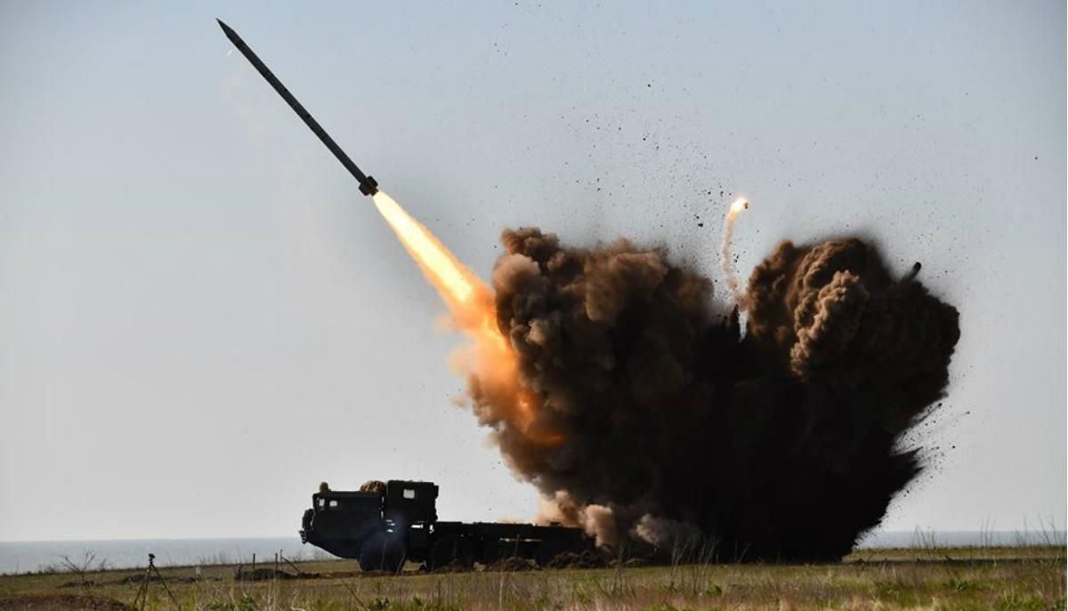 Украинские военные испытали новую ракету "Ольха-М": видео попадания в цель с первой попытки