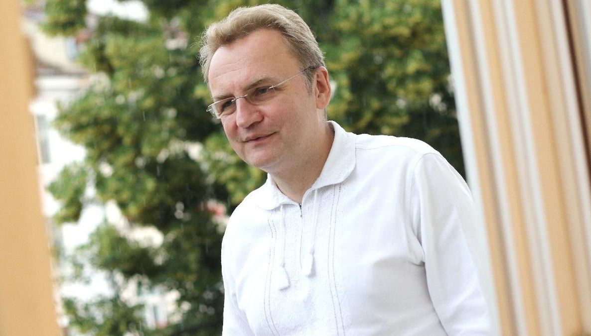 У Львові скоротять штат міськради, щоб виплатити зарплати вчителям, – Садовий У Львові скоротять штат міськради, щоб виплатити зарплати вчителям, – Садовий