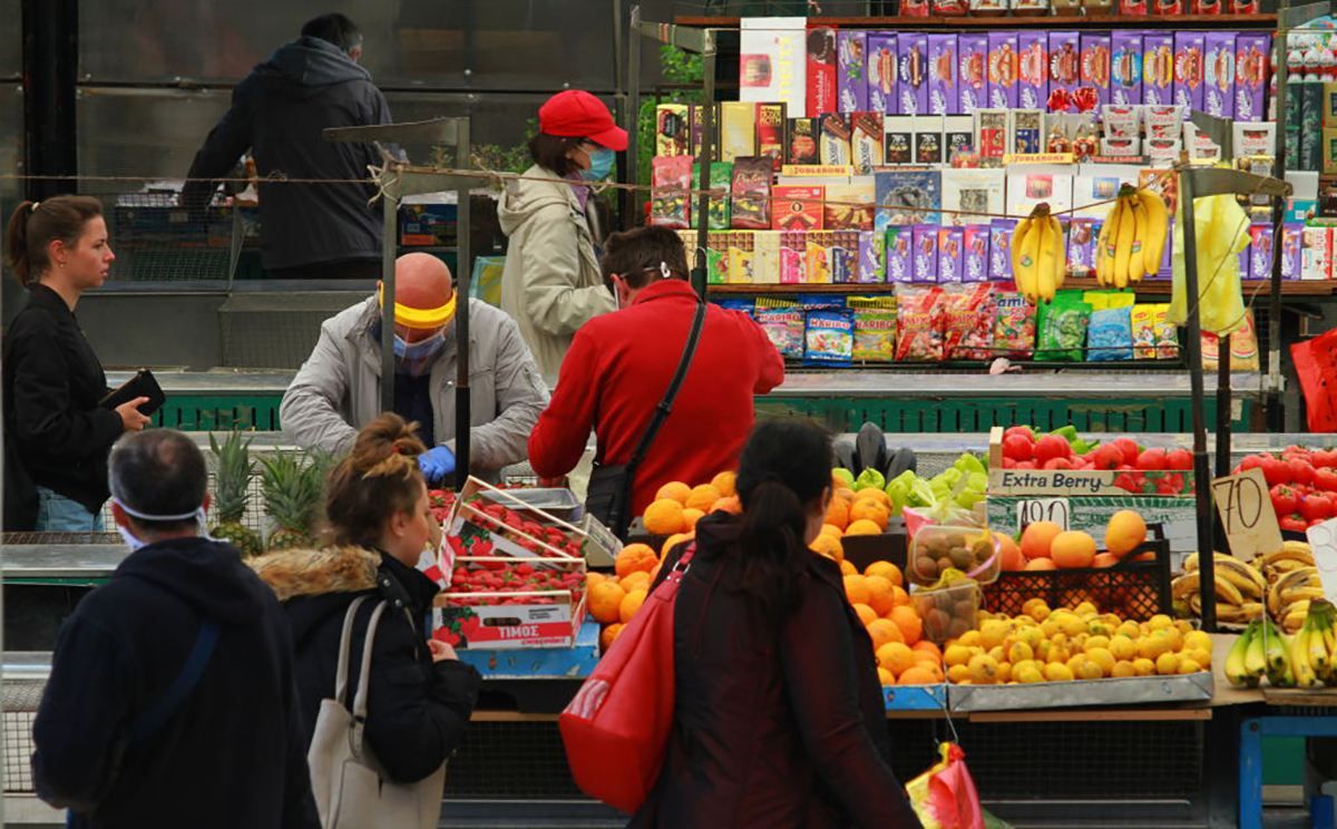 У Сербії послабили карантин: почали працювати ринки, перукарні і тренажерні зали У Сербії послабили карантин: почали працювати ринки, перукарні і тренажерні зали