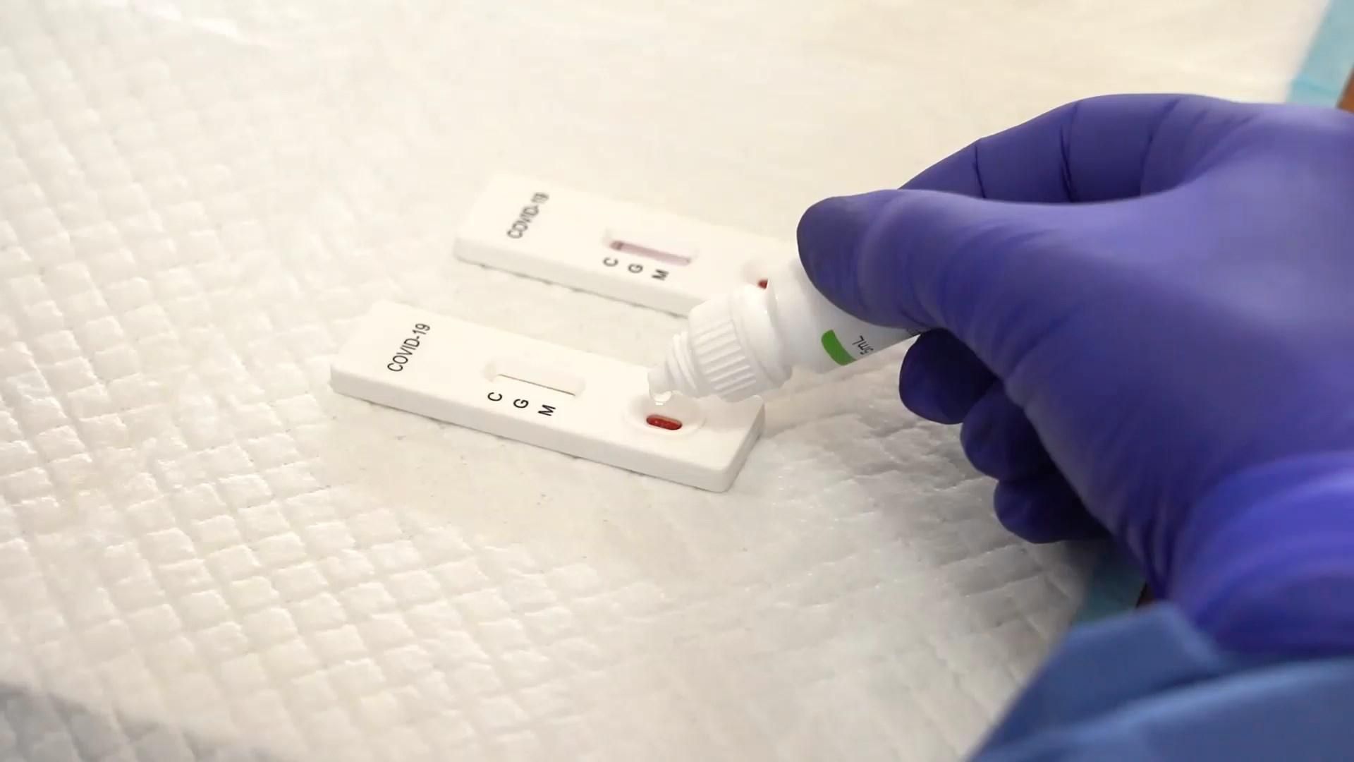 У Дніпрі позначають будинки з хворими на COVID-19 мешканцями: фото У Дніпрі позначають будинки з хворими на COVID-19 мешканцями: фото