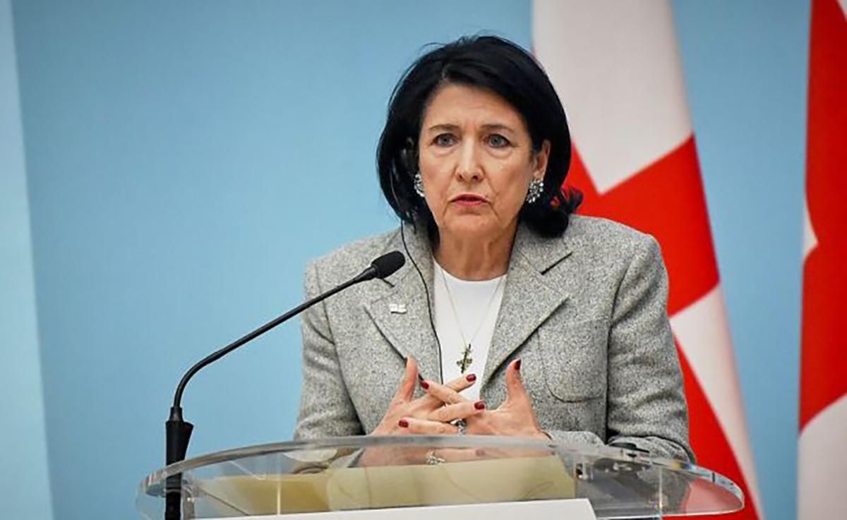 Неприйнятне і незрозуміле: реакція президентки Грузії на призначення Саакашавілі в Кабмін