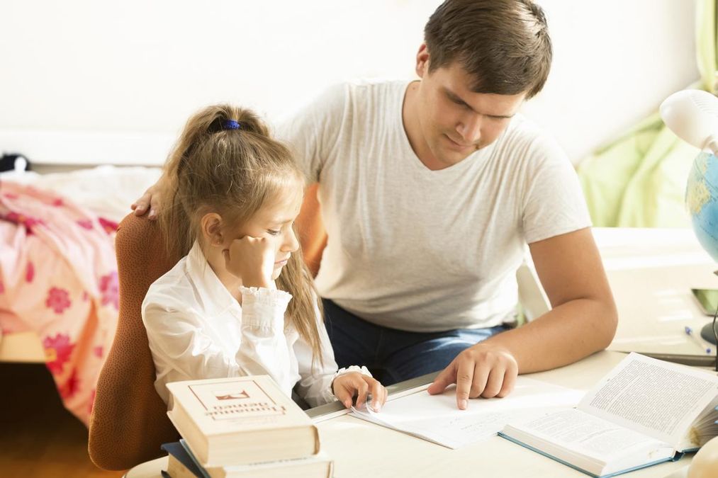 Как родители учат детей. Родители и дети. Как родители учат детей. Родители учат детей. Как родители учат детей.