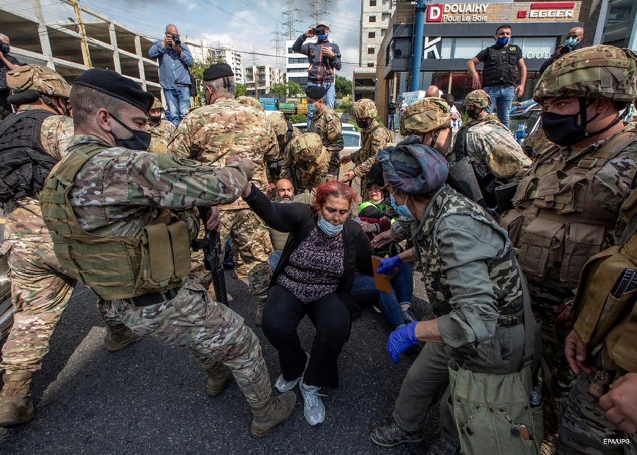 Голодні бунти, підпали і сутички з армією: Ліван охопили масштабні протести – фото Голодні бунти, підпали і сутички з армією: Ліван охопили масштабні протести – фото
