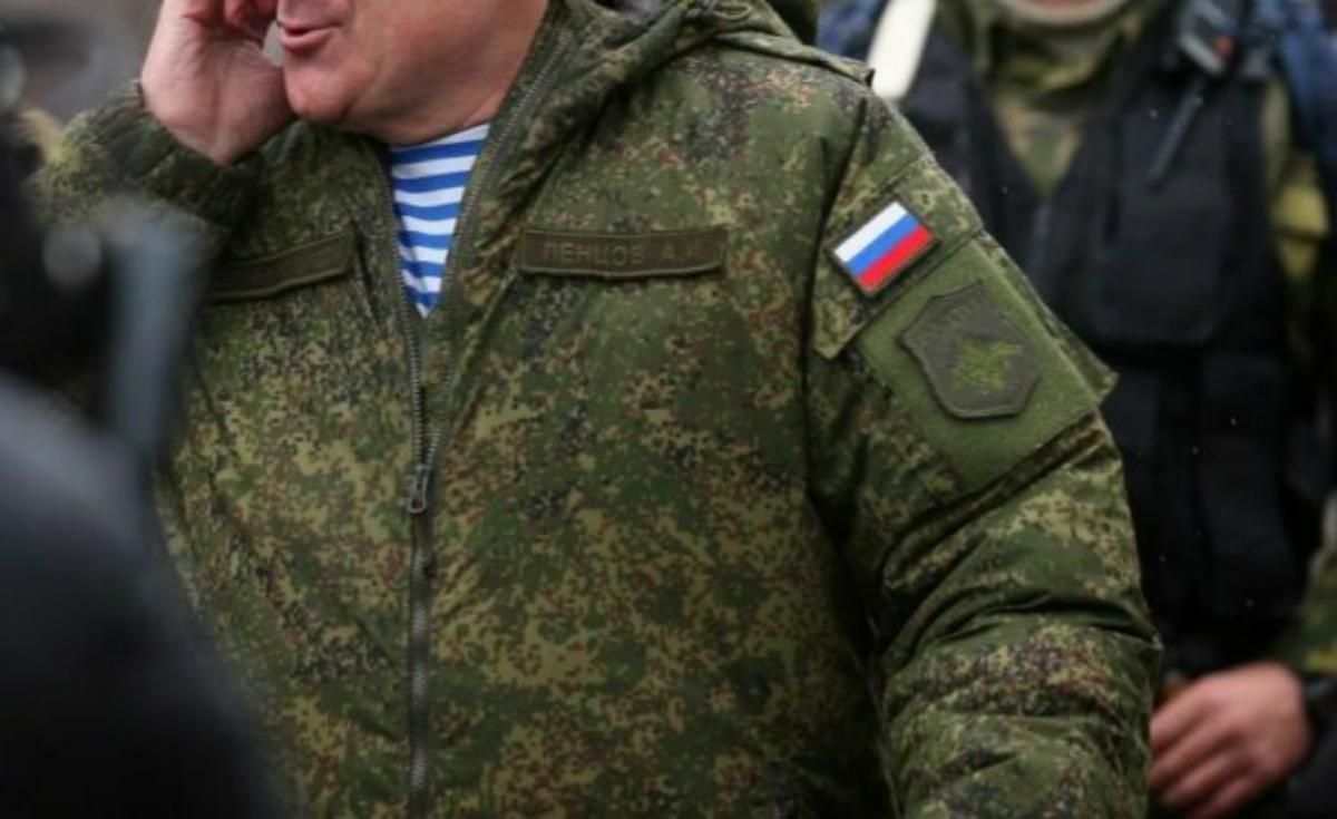 На оккупированном Донбассе постоянно находятся более двух тысяч кадровых российских офицеров На оккупированном Донбассе постоянно находятся более двух тысяч кадровых российских офицеров