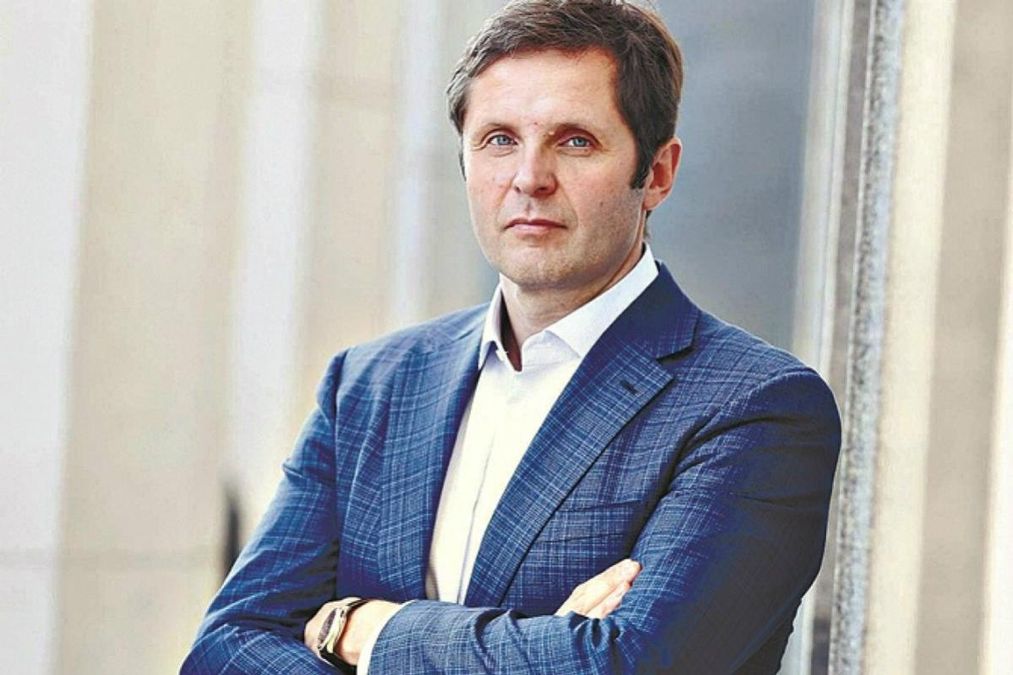 Нардеп Холодов объяснил, почему он во время карантина улетел на Кипр и до сих пор не вернулся Нардеп Холодов объяснил, почему он во время карантина улетел на Кипр и до сих пор не вернулся