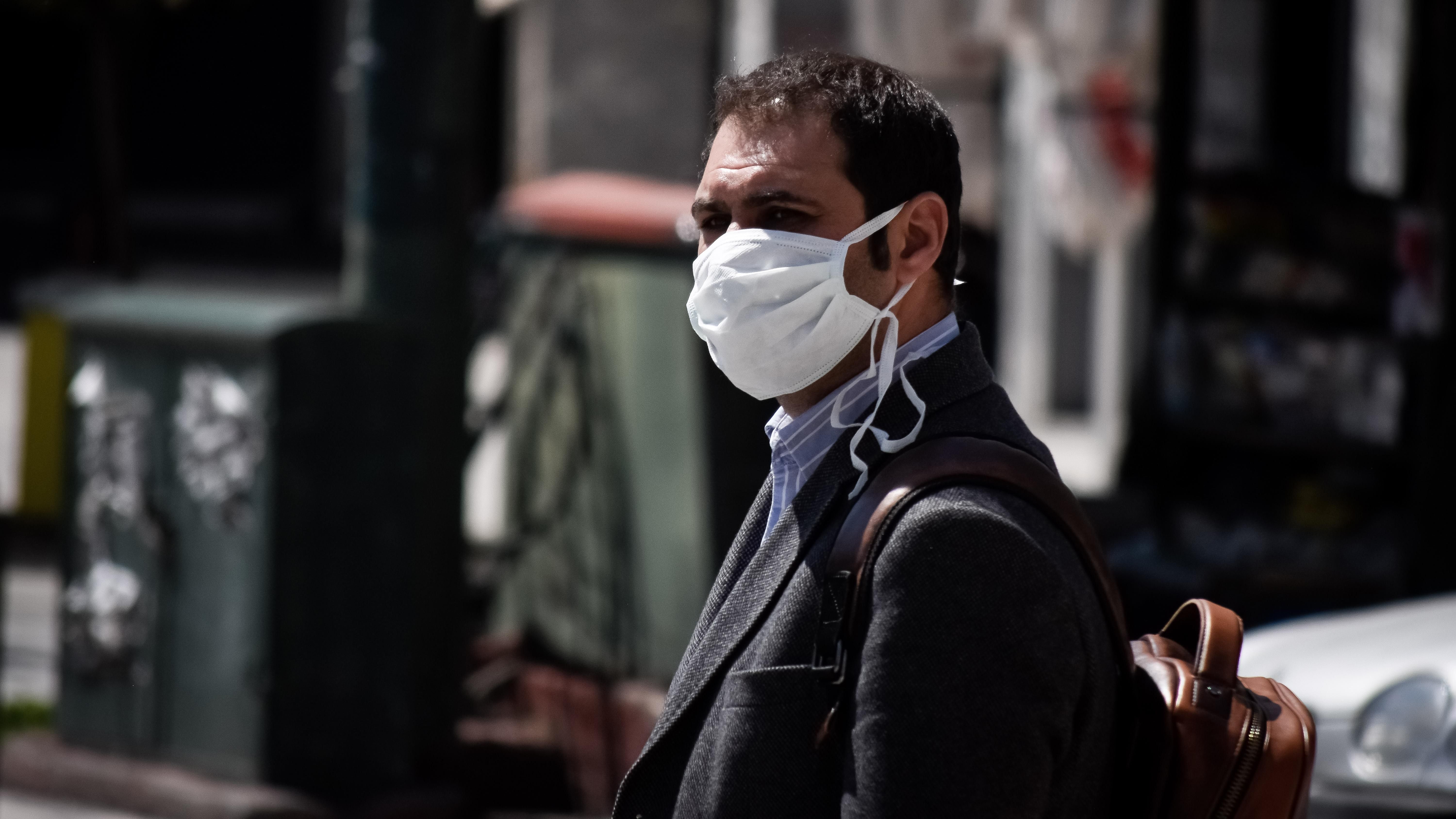 Скільки українців готові до продовження карантину, а скільки – не мають сил терпіти Скільки українців готові до продовження карантину, а скільки – не мають сил терпіти