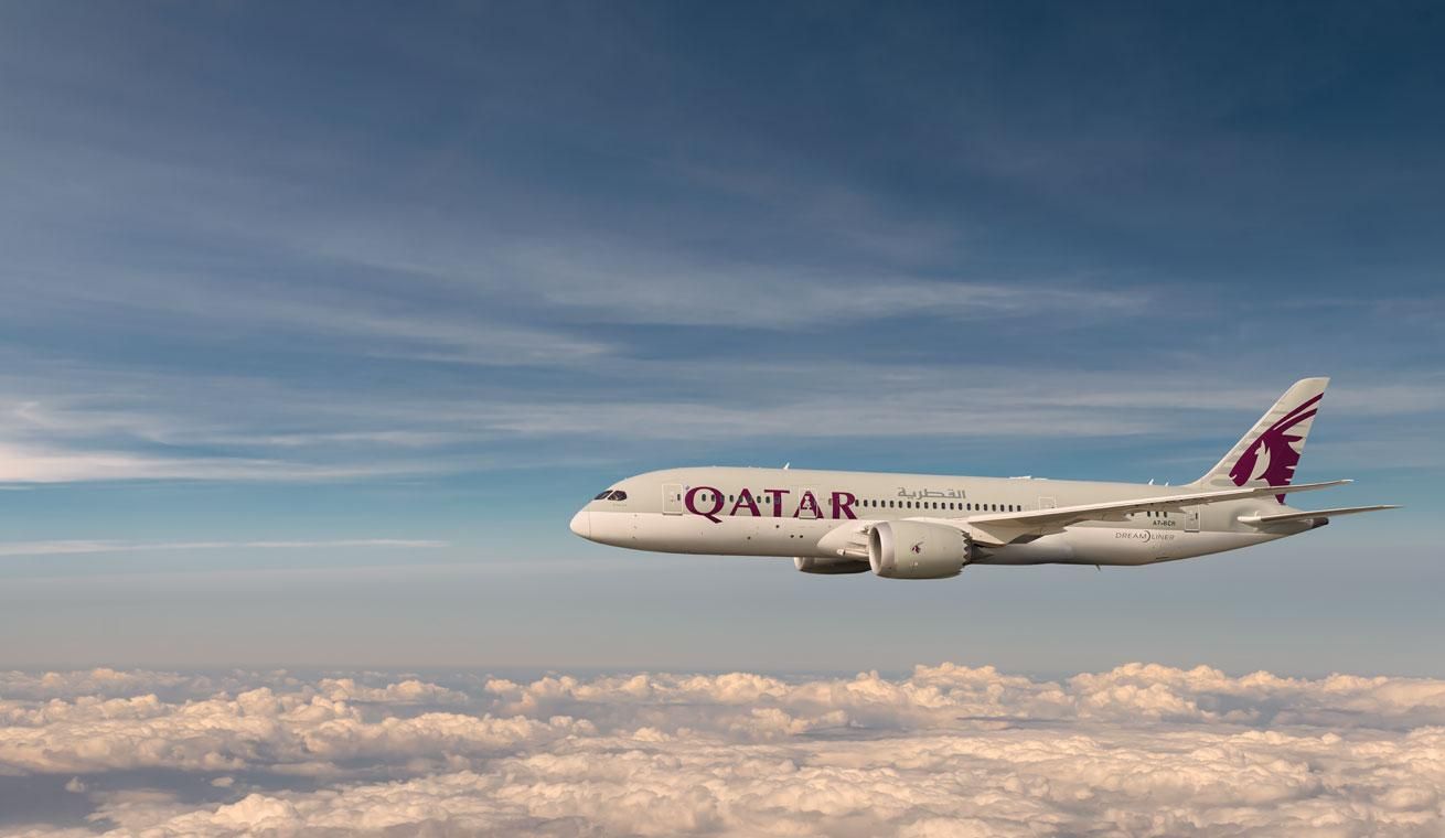 В Катаре из-за сильного шторма столкнулись два пассажирских самолета: фото, видео
