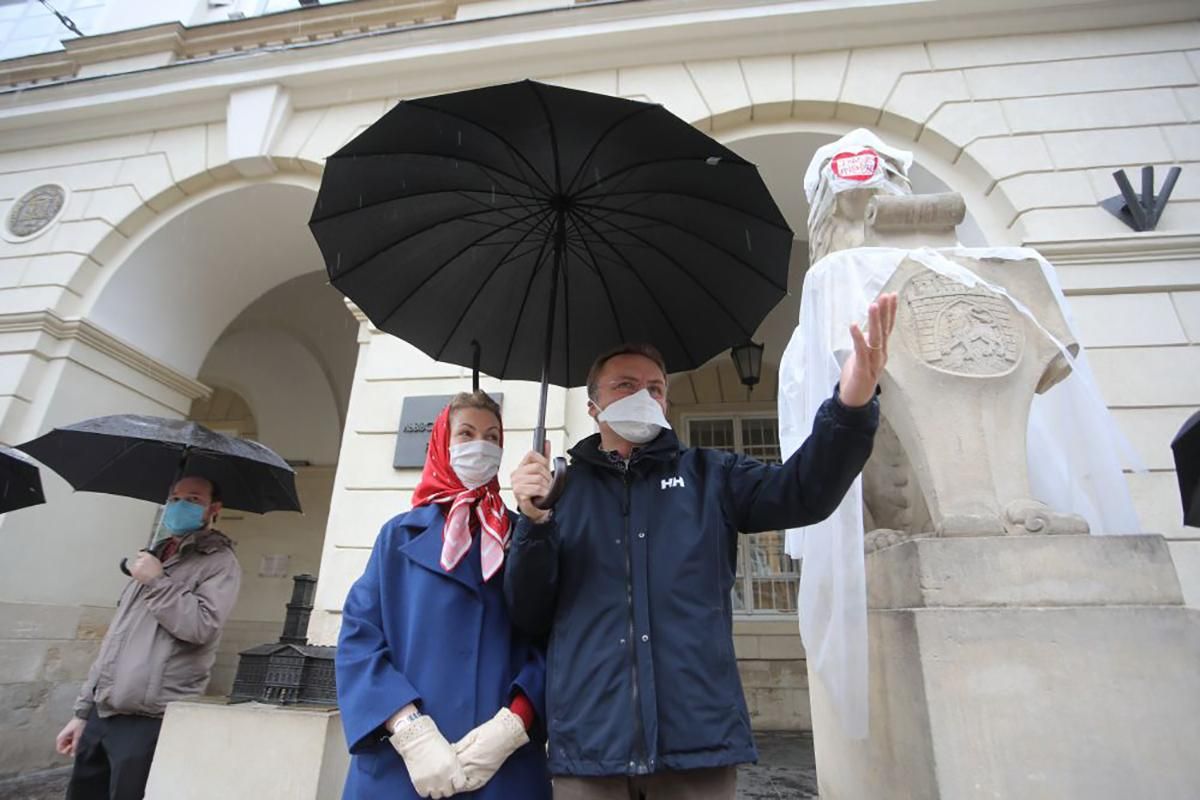 Як Львів відзначив свій день народження в умовах карантину: фото та відео Як Львів відзначив свій день народження в умовах карантину: фото та відео