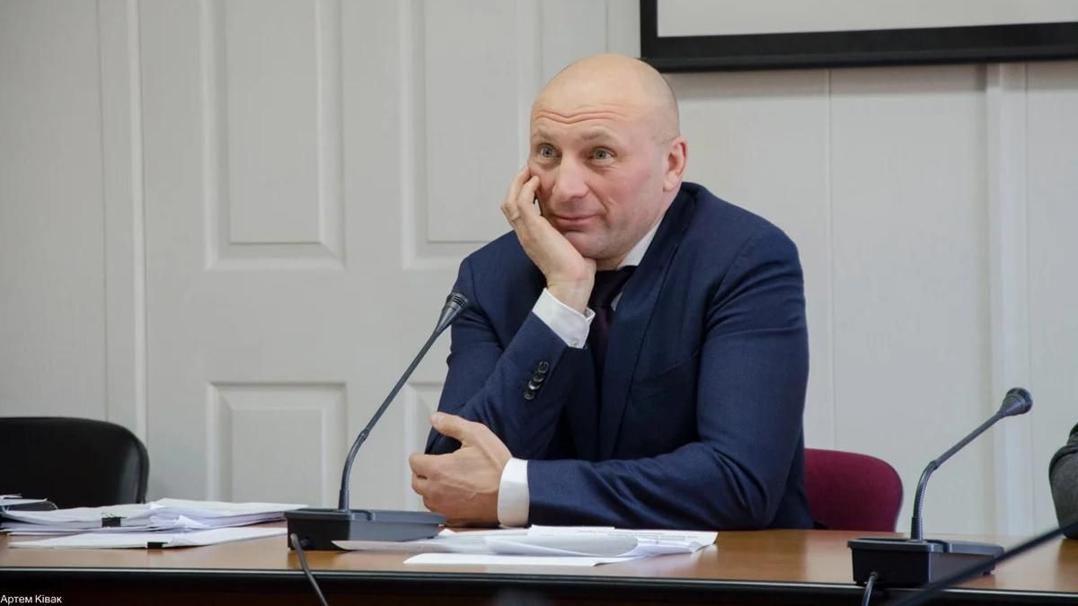 Скандал с мэром Черкасс: против позиции Бондаренко выступили главные медики города Скандал с мэром Черкасс: против позиции Бондаренко выступили главные медики города