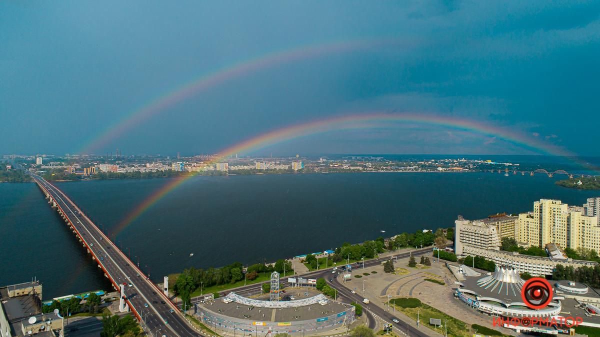 Над Дніпром з’явилися дві веселки: вражаючі фото