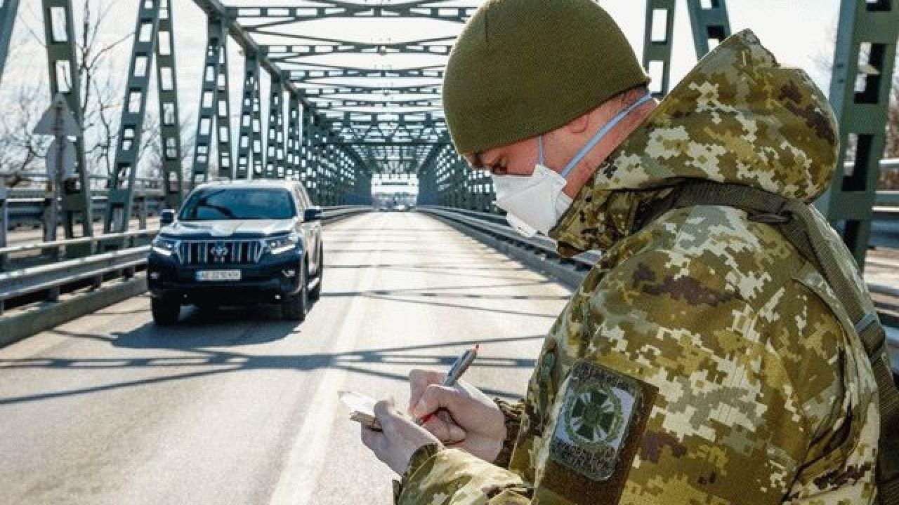 Пункты пропуска на границах Украины закрыты до 22 мая Пункты пропуска на границах Украины закрыты до 22 мая