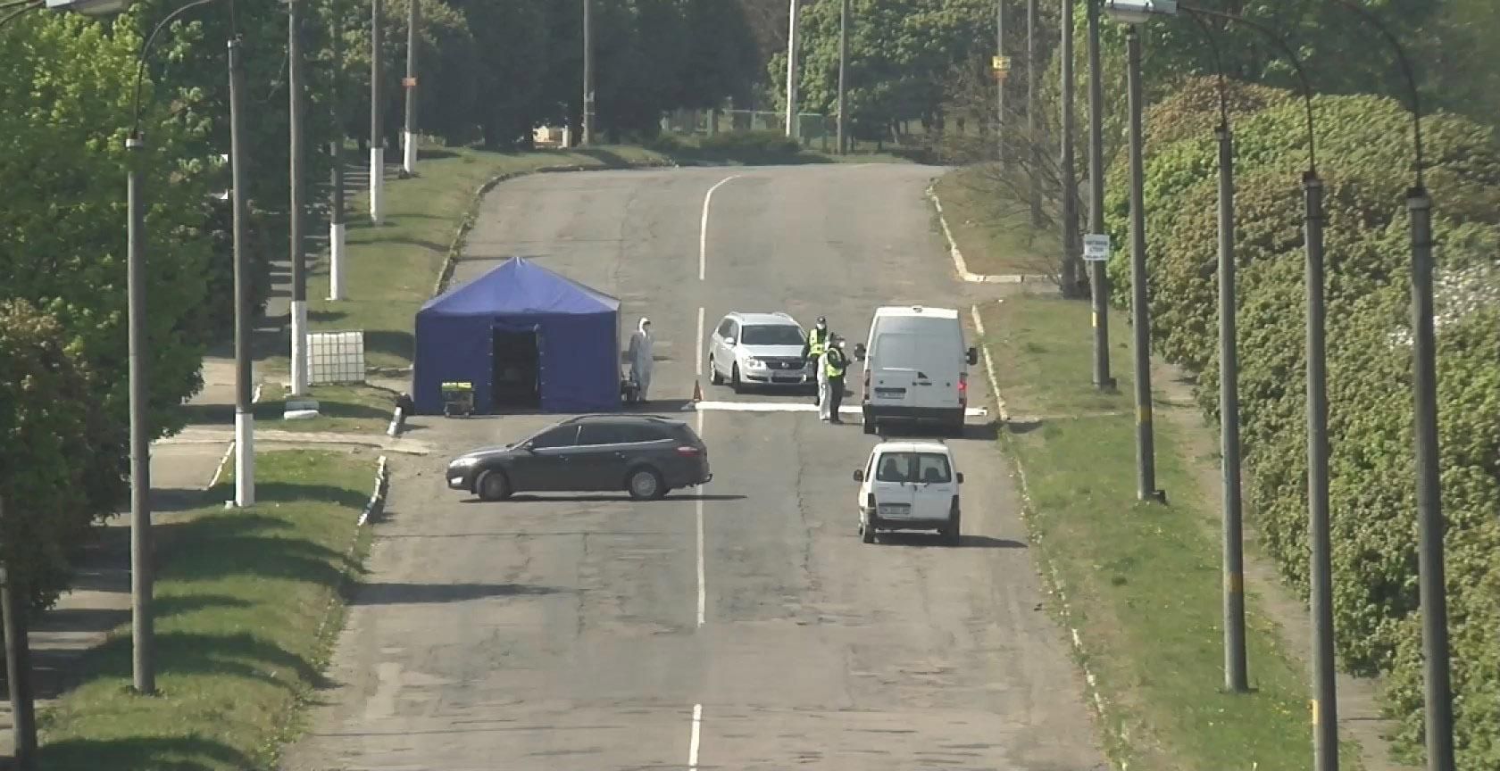 Ще одне село закрили на карантин біля Рівного: понад пів сотні хворих Ще одне село закрили на карантин біля Рівного: понад пів сотні хворих